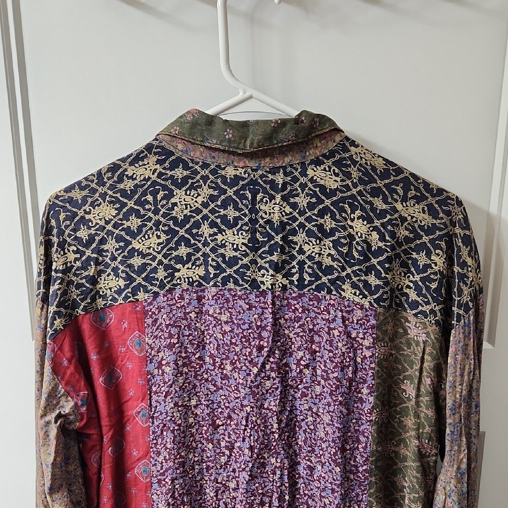 Sacred Threads Multicolor Patchwork Women's Butto… - image 7